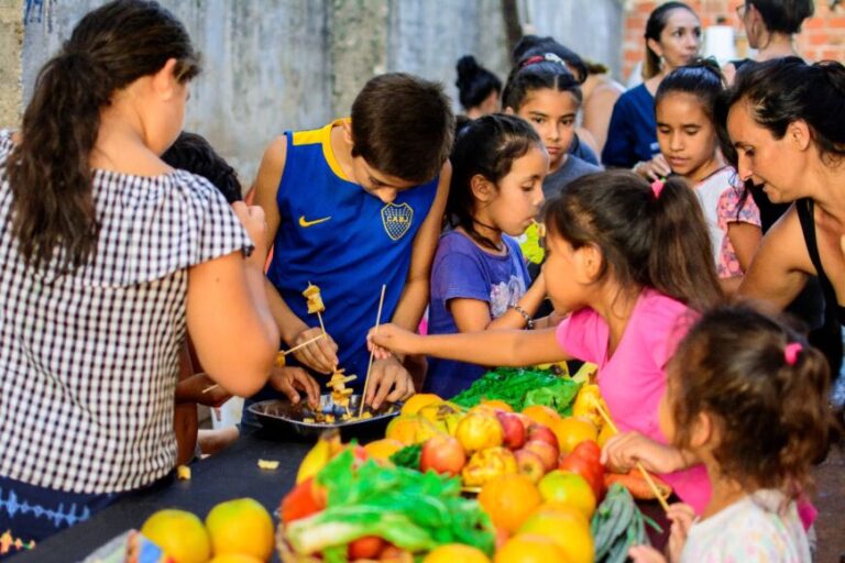 Este año, Desarrollo Social centró la atención en la alimentación y contener a las familias más vulnerables
