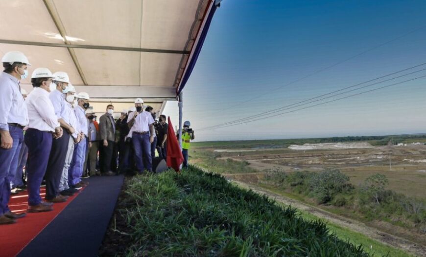 Con la presencia del presidente de Paraguay, en Ituzaingó encendieron turbinas e impulsaron el brazo Aña Cuá