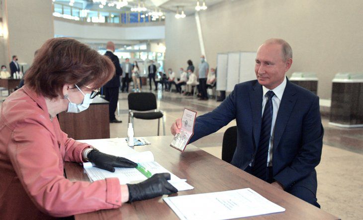Luego de la aprobación para mayores de 60 años, Putin aseguró que se vacunará con la Sputnik V