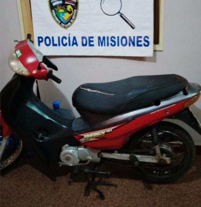 Lo atraparon cuando intentaba vender una moto robada en Posadas