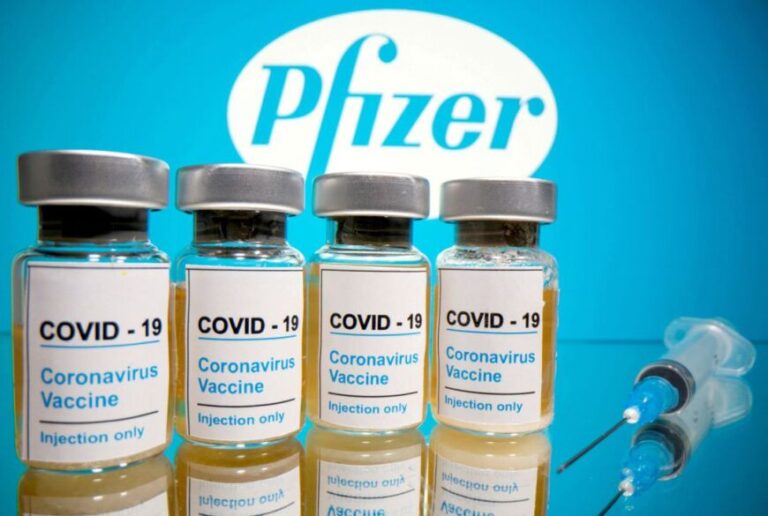 Pfizer pidió a la ANMAT la autorización para usar su vacuna contra el coronavirus en Argentina