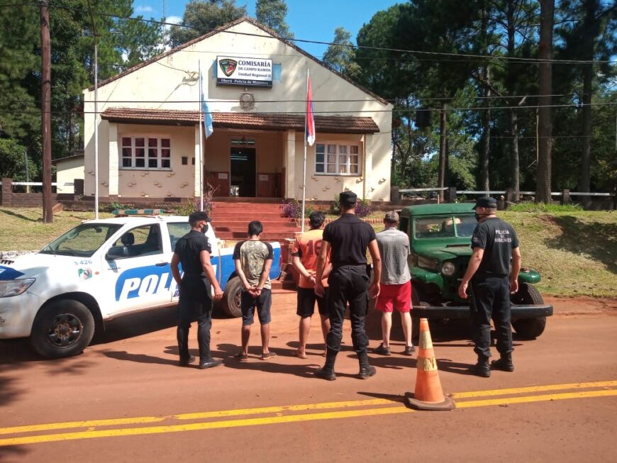 Secuestraron una camioneta con media tonelada de yerba robada en Campo Ramón: tres detenidos