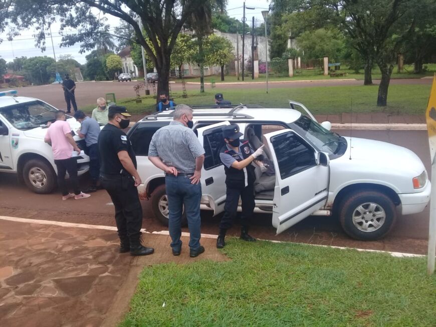 Santa Ana: detuvieron a contrabandista con más de 50 kilos de marihuana en su vehículo 1 2 - Contrabandista detenido 2 - 1