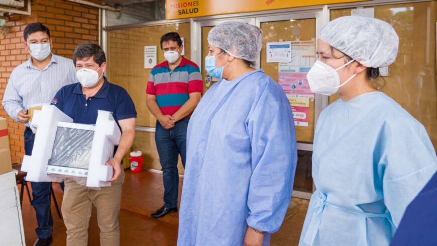 Entregaron insumos y una ambulancia al hospital de Jardín América