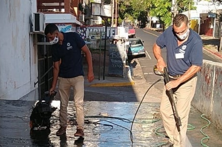 Covid-19: agentes municipales realizaron trabajos de sanitización en las dos Placitas de Posadas
