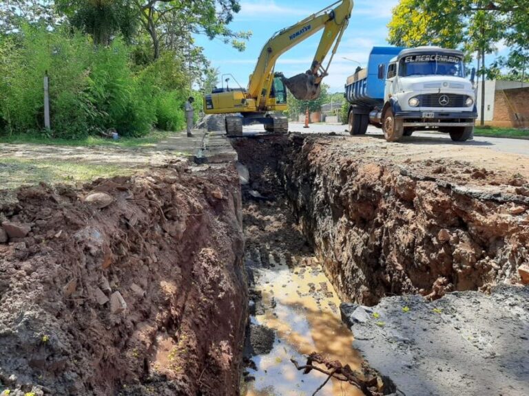 Iniciaron las obras de saneamiento y repavimentación en la Chacra 192 de Posadas