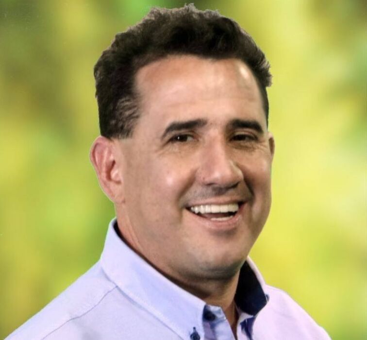 El hermano del intendente de San Vicente se pasa a la Renovación