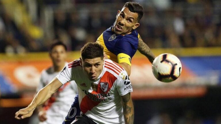 Tevez y Montiel en el equipo ideal de la Copa Libertadores