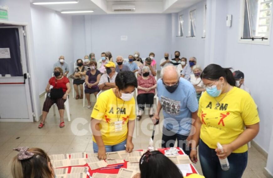 Vacunación a mayores de 65 años: habilitaron la página web para solicitar turno en Misiones