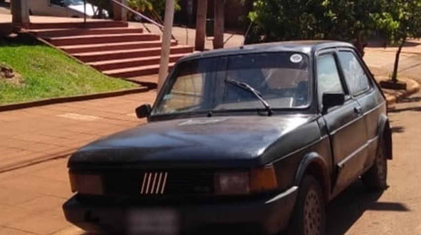 Andresito: recuperaron un automóvil robado en San Vicente y detuvieron a un joven