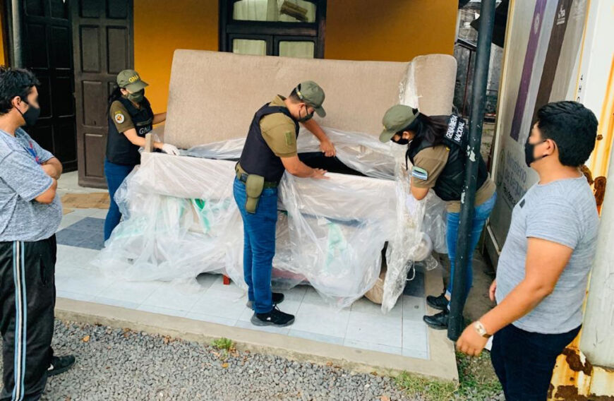 Corrientes: gendarmes interceptaron un camión con más de 60 kilos de marihuana provenientes de Posadas