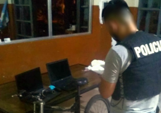 Posadas: joven intentó vender notebooks robadas y terminó preso