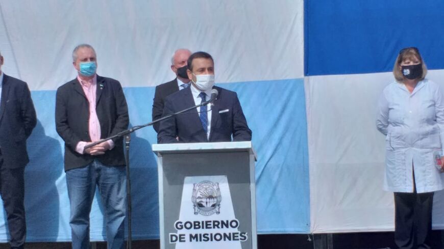 Con un acto en Gobernador Roca, Herrera Ahuad inauguró el ciclo lectivo 2021 en Misiones