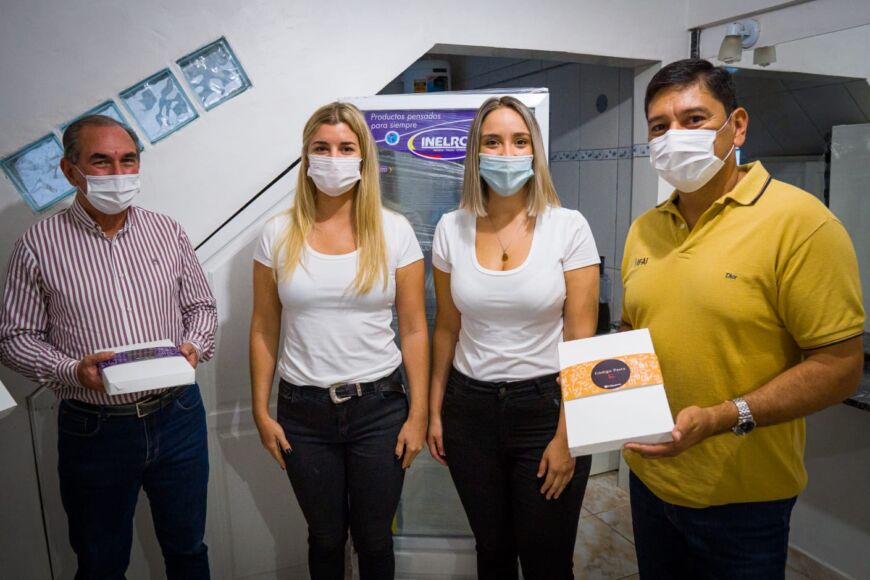 Entregaron equipamientos a emprendedoras posadeñas