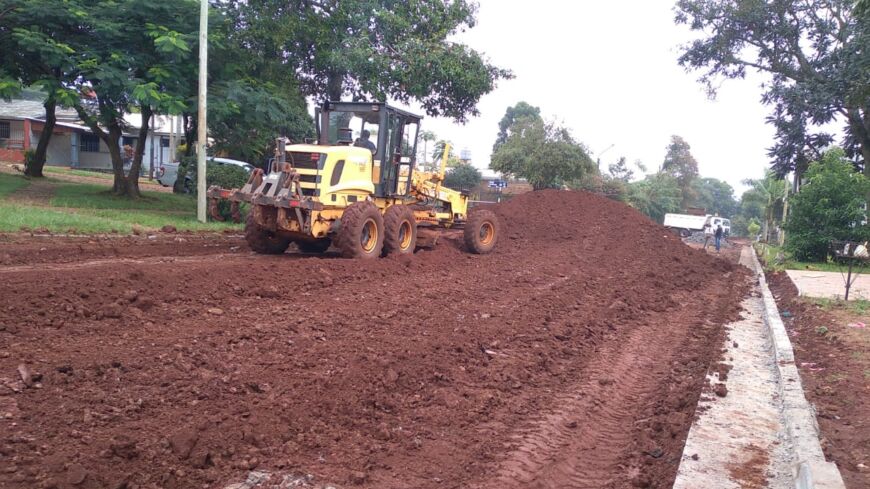 Continúan con el saneamiento en avenida Juan Domingo Perón de Oberá