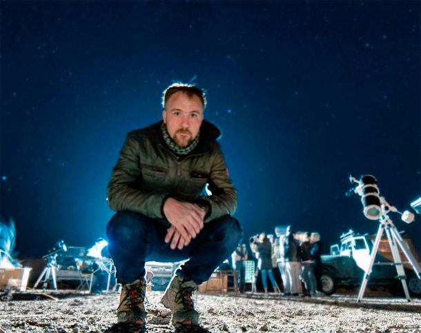 Un  fotógrafo argentino se anotó para viajar a la Luna con un magnate japonés