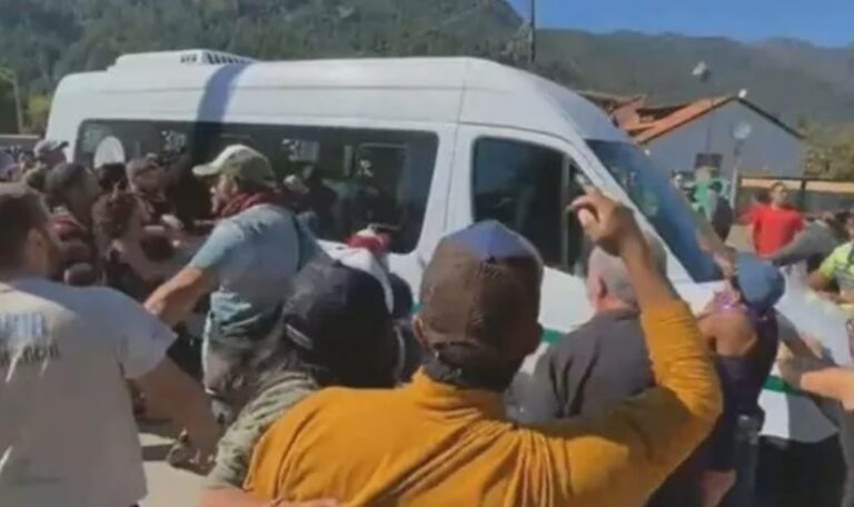 Al menos siete detenidos por el ataque al Presidente en Chubut