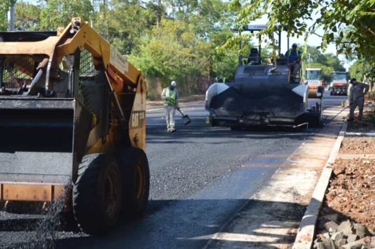 Posadas: finalizaron una importante obra de saneamiento y pavimentación en Villa Cabello