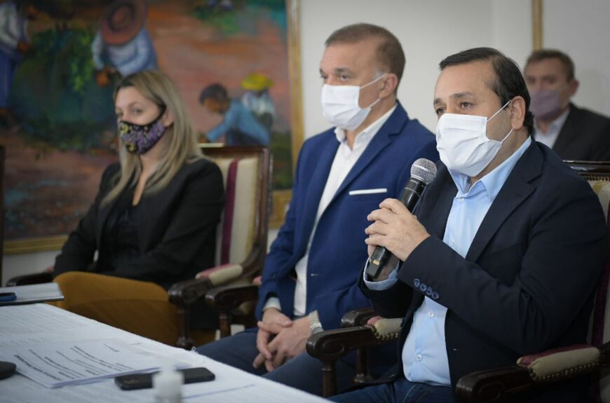 Misiones lanzó dos programas para incentivar el empleo y asistir a los sectores más vulnerables