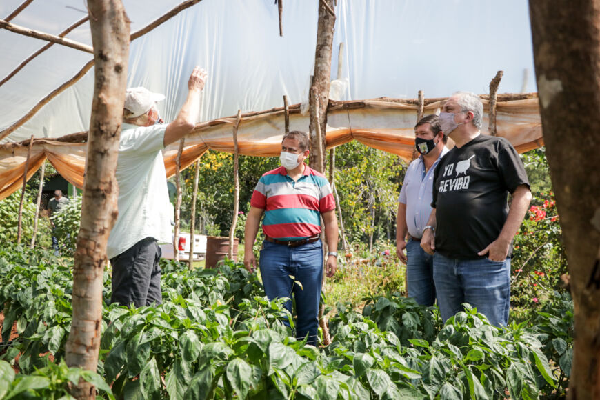 Passalacqua y Cesino visitaron a productores de Caá Yarí