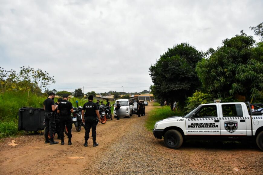 Recuperaron una camioneta robada en Posadas y arrestaron a dos hombres