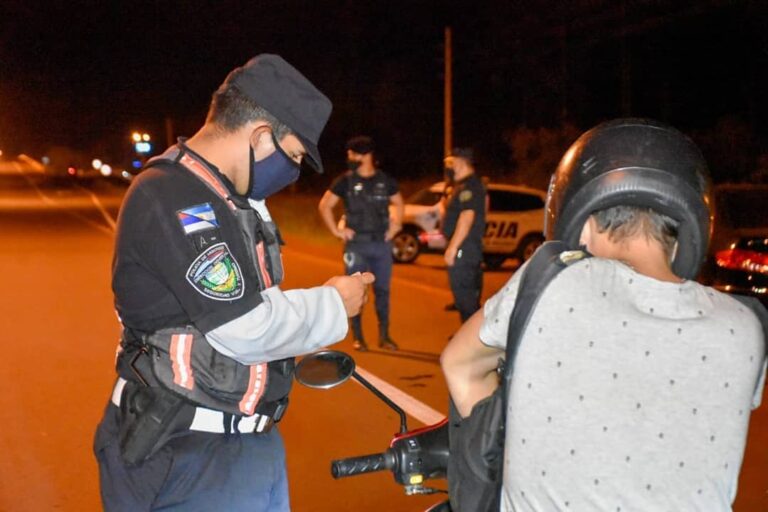Operativo de nocturnidad dejó vehículos secuestrados actas labradas y detenidos en Candelaria