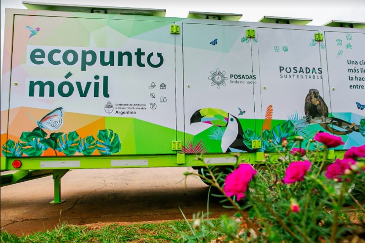 El Ecopunto móvil continúa recolectando residuos en diferentes barrios de Posadas