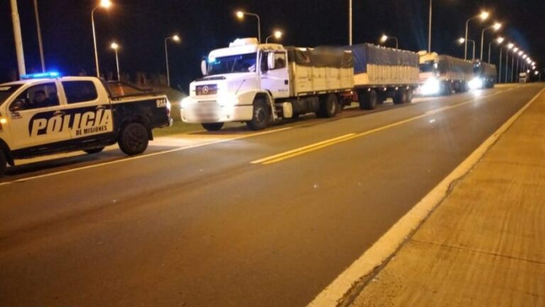 San José: retuvieron cuatro camiones sojeros que ingresaron a la provincia ilegalmente
