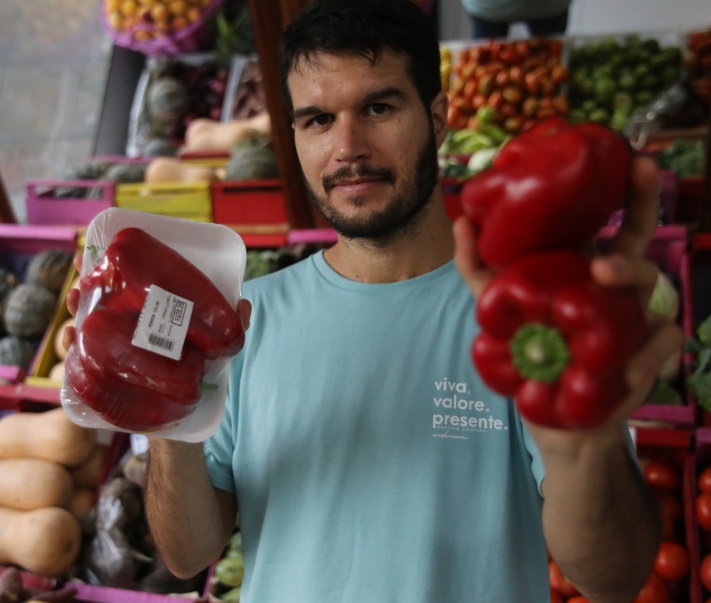 Inició en Posadas una campaña para la disminución progresiva de envoltorios superfluos en frutas y verduras