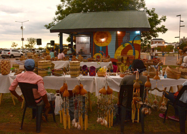 Con el apoyo de la Municipalidad de Posadas, este fin de semana se realizará la 2da Feria de Artesanías Mbya “Tembiapo”