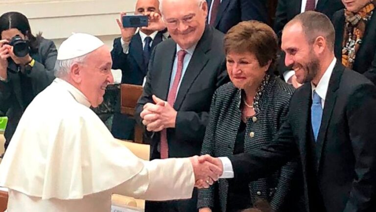 El papa Francisco recibirá al ministro Martín Guzmán