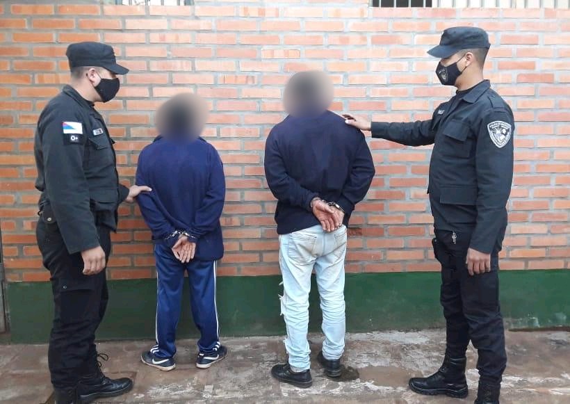 Dos hombres fueron detenidos por atacar a un joven con un cuchillo en San Pedro