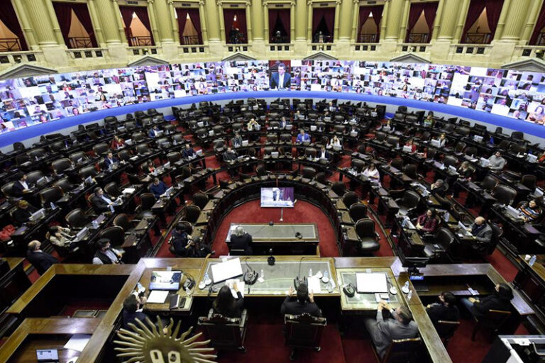 El Senado debatirá el jueves la nueva ley de Ganancias que eleva el piso a 150 mil pesos