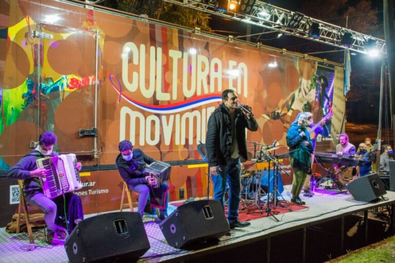 “Cultura en Movimiento” desembarcó en Oberá con sus talleres