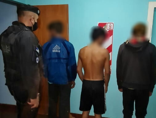 Sorprendieron a tres hombres en pleno intento de robo en Posadas y terminaron presos