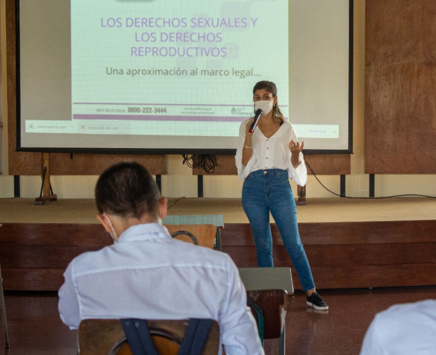 Mazal: "La educación sexual integral es una herramienta fundamental para los jóvenes" 1 2 - Mazal 2 - 1