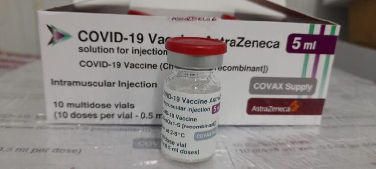 Llegan casi 4 millones de vacunas de AstraZeneca para reforzar el plan de inmunización en el país