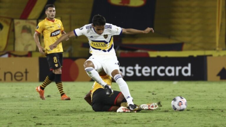 En un pobre encuentro, Boca perdió en Ecuador ante el Barcelona