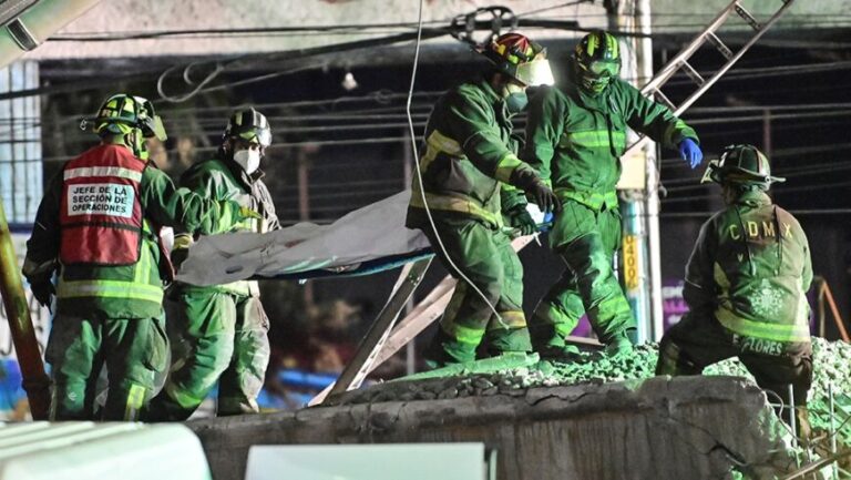 Más de 20 muertos y 70 heridos en un accidente en el metro de México