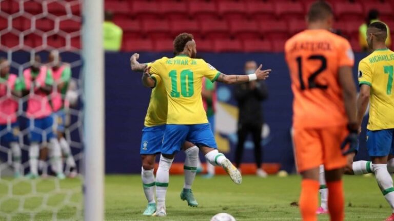 Brasil goleó 3-0 a Venezuela y arrancó entonado su participación en la Copa América