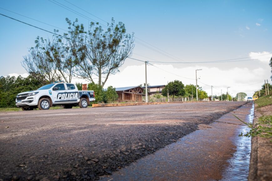 Vialidad provincial terminó asfaltado en Ameghino y avanza en Gobernador López