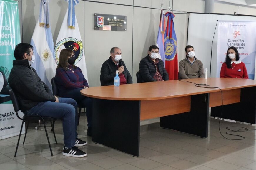 Posadas: la escuela municipal de guardavidas incorporó Lengua de Señas a su currícula