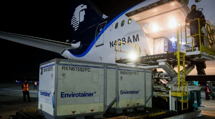Arribó al país otro vuelo con 811 mil dosis de vacunas AstraZeneca