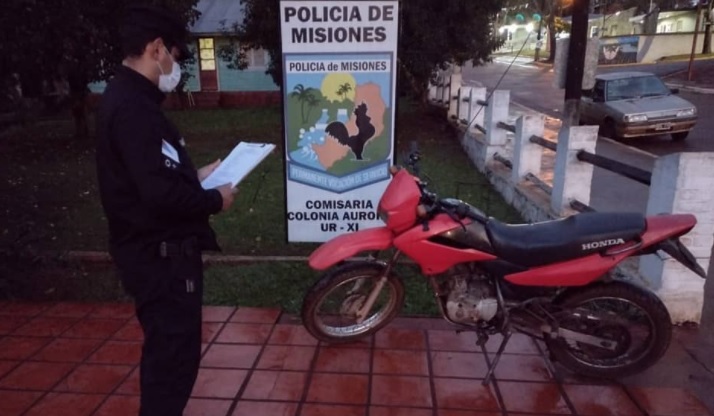 Policías recuperaron en El Soberbio una motocicleta robada en Colonia Aurora
