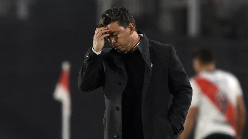 River llegó al país y se alojará en un hotel hasta el partido con Argentinos por la Copa Libertadores