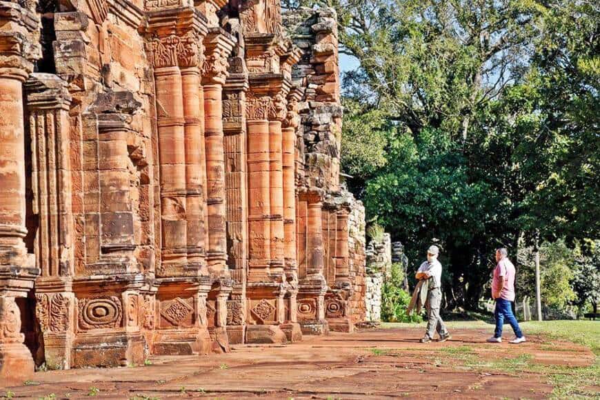 Misiones y su fuerte actividad turística y legislativa, las claves de la semana
