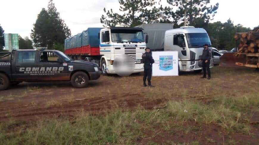 Interceptaron dos camiones con 28 toneladas de maíz sin remitos en Aristóbulo del Valle