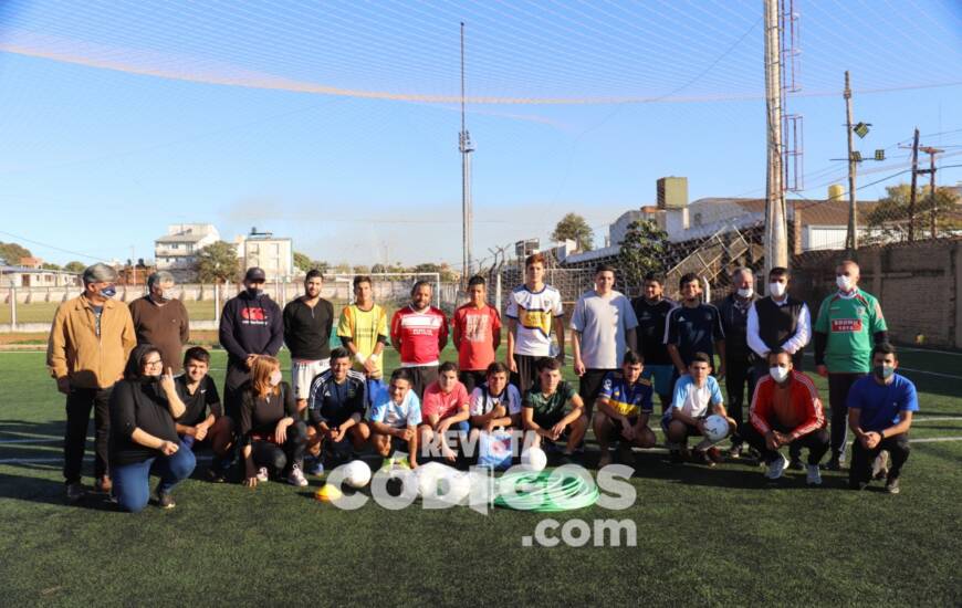 El club Brown de Posadas ya cuenta con su nueva escuela de fútbol para chicos con discapacidad auditiva