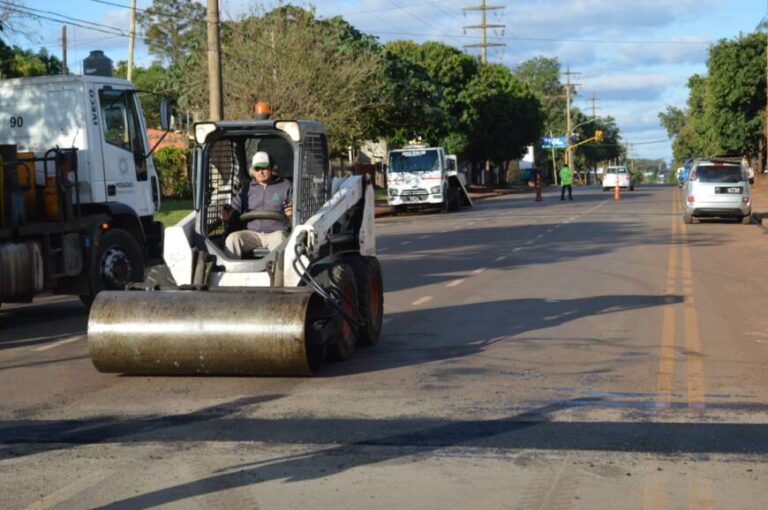 Manos únicas en Posadas: sigue el plan de mejora de la traza vial sobre avenida Blas Parera