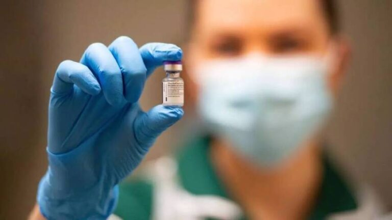 Argentina aprobó el uso de la vacuna de Moderna para adolescentes de 12 a 17 años